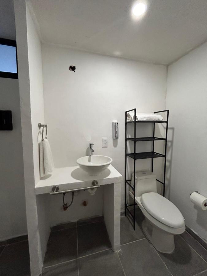 Lindas Suites Eugenio Sue Mexico City Exterior photo