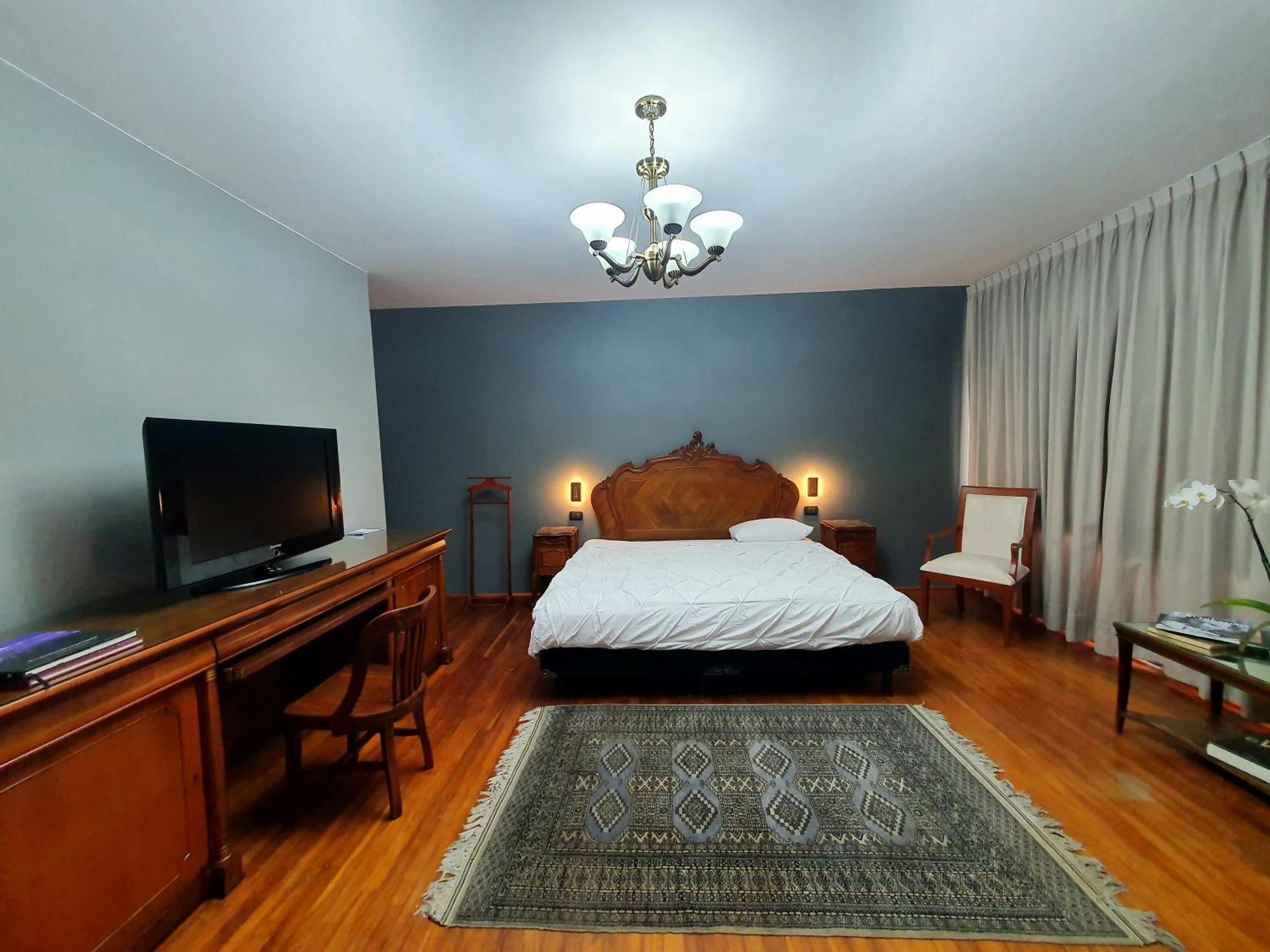 Lindas Suites Eugenio Sue Mexico City Exterior photo
